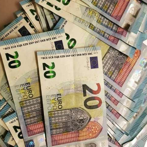 BUY EURO BANKNOTES Fake